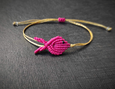 GOLD MACRAME BRACELET WITH FUCHSIA FISH 101JLV