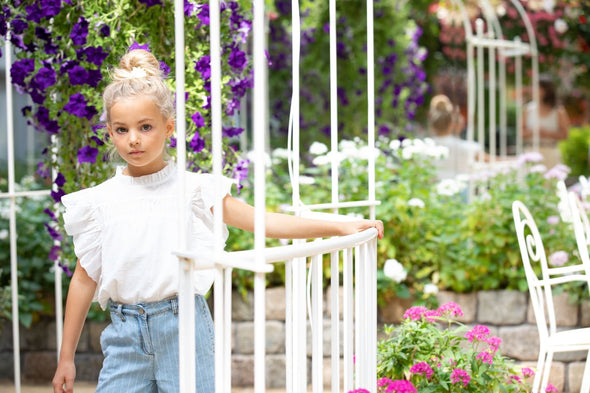 Girls woven sleeveless top with big ruffles 020 - daisy white Y202-5130